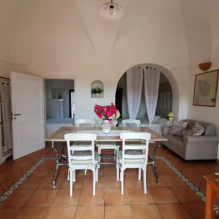 Hétvégi ház Dammusi Matilde Tracino